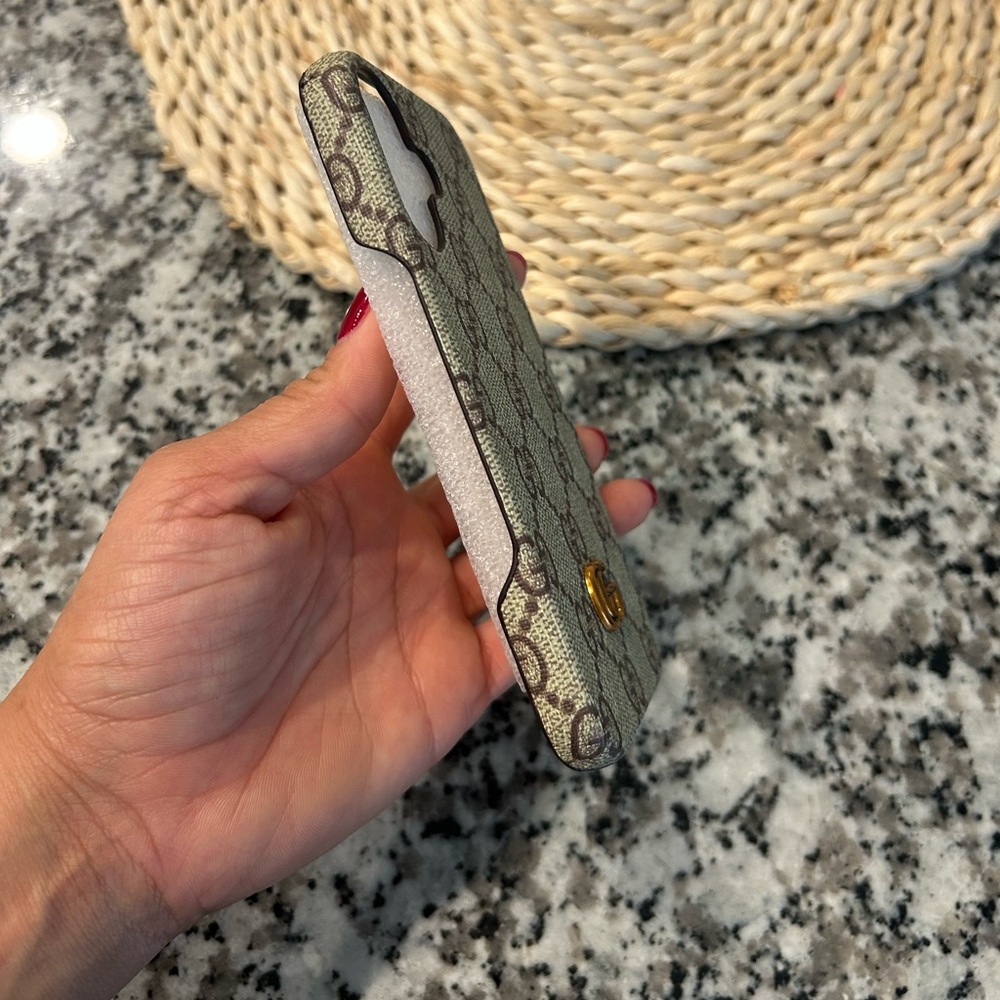 Designer iPhone 17 Phone Case